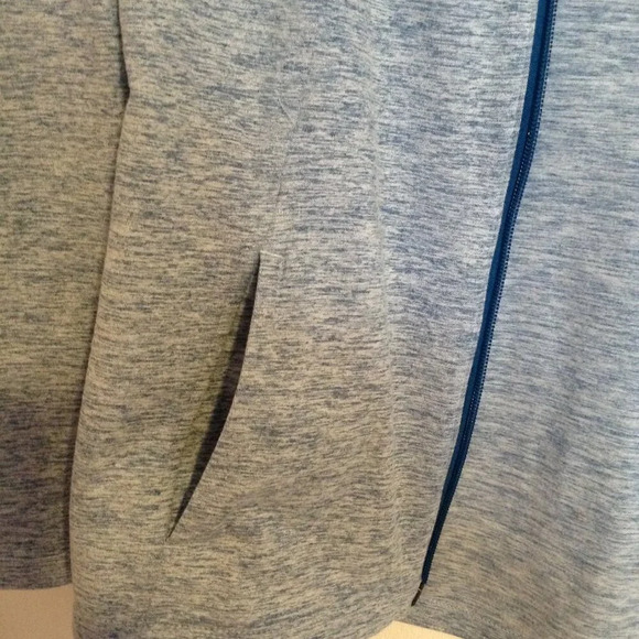 Puma Women's Casual Sports Jacket Size S Blue Running Walking 'Forever Better' - Picture 3 of 6